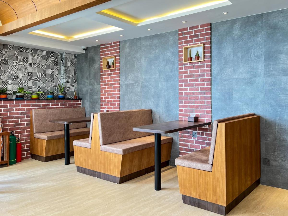 Triton Prestige Seaview And Spa Maafushi Exterior photo
