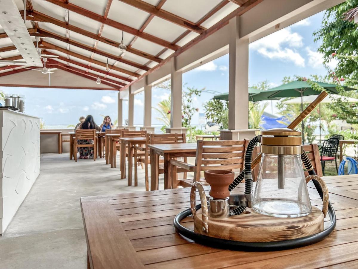 Triton Prestige Seaview And Spa Maafushi Exterior photo