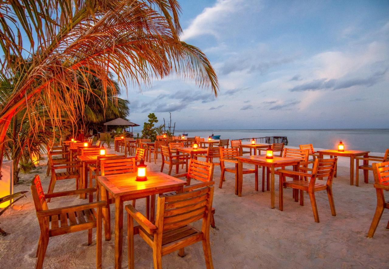 Triton Prestige Seaview And Spa Maafushi Exterior photo