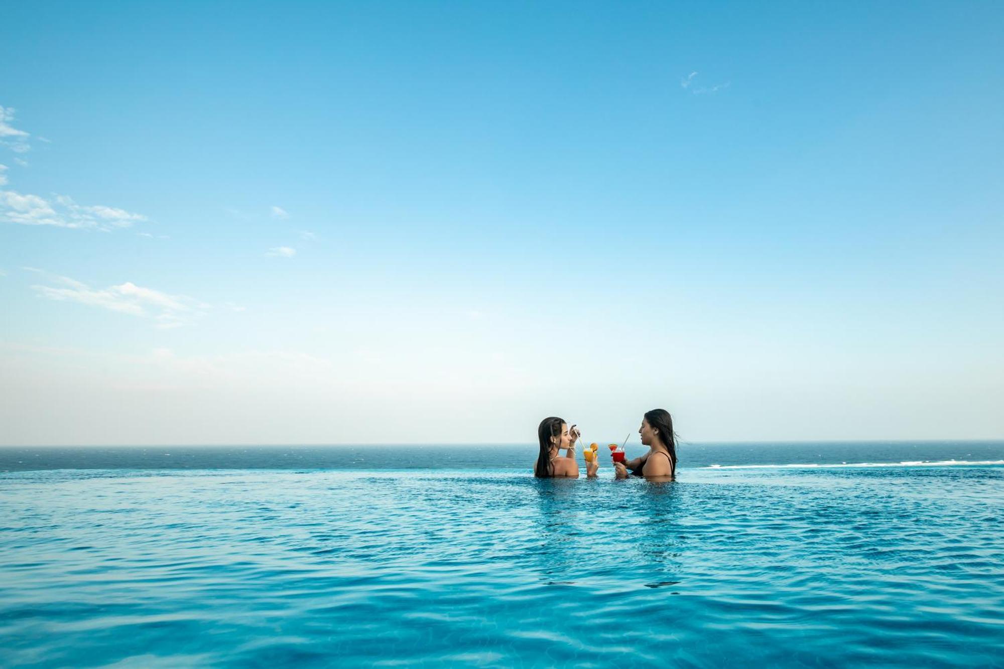 Triton Prestige Seaview And Spa Maafushi Exterior photo
